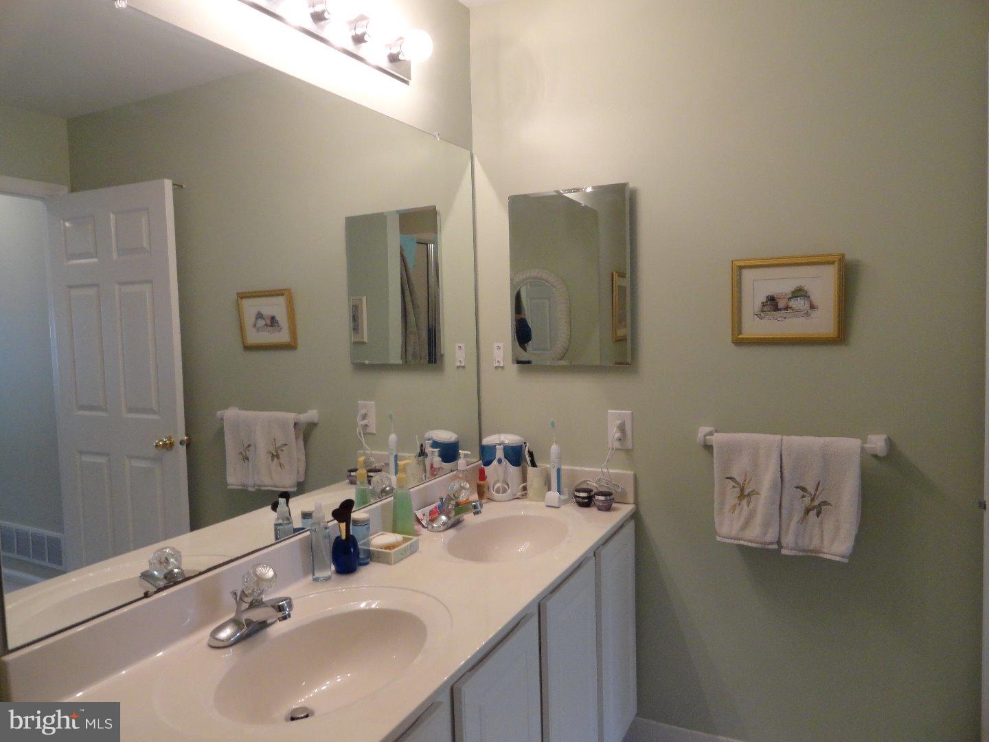 14 Brecht Road Hamilton, NJ 08690 - Photo 13 of 18 Bathroom