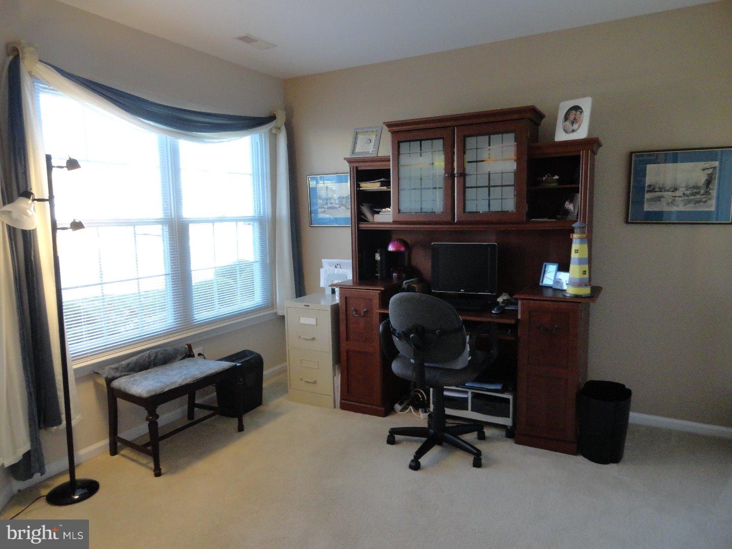 14 Brecht Road Hamilton, NJ 08690 - Photo 3 of 18 Office / Study