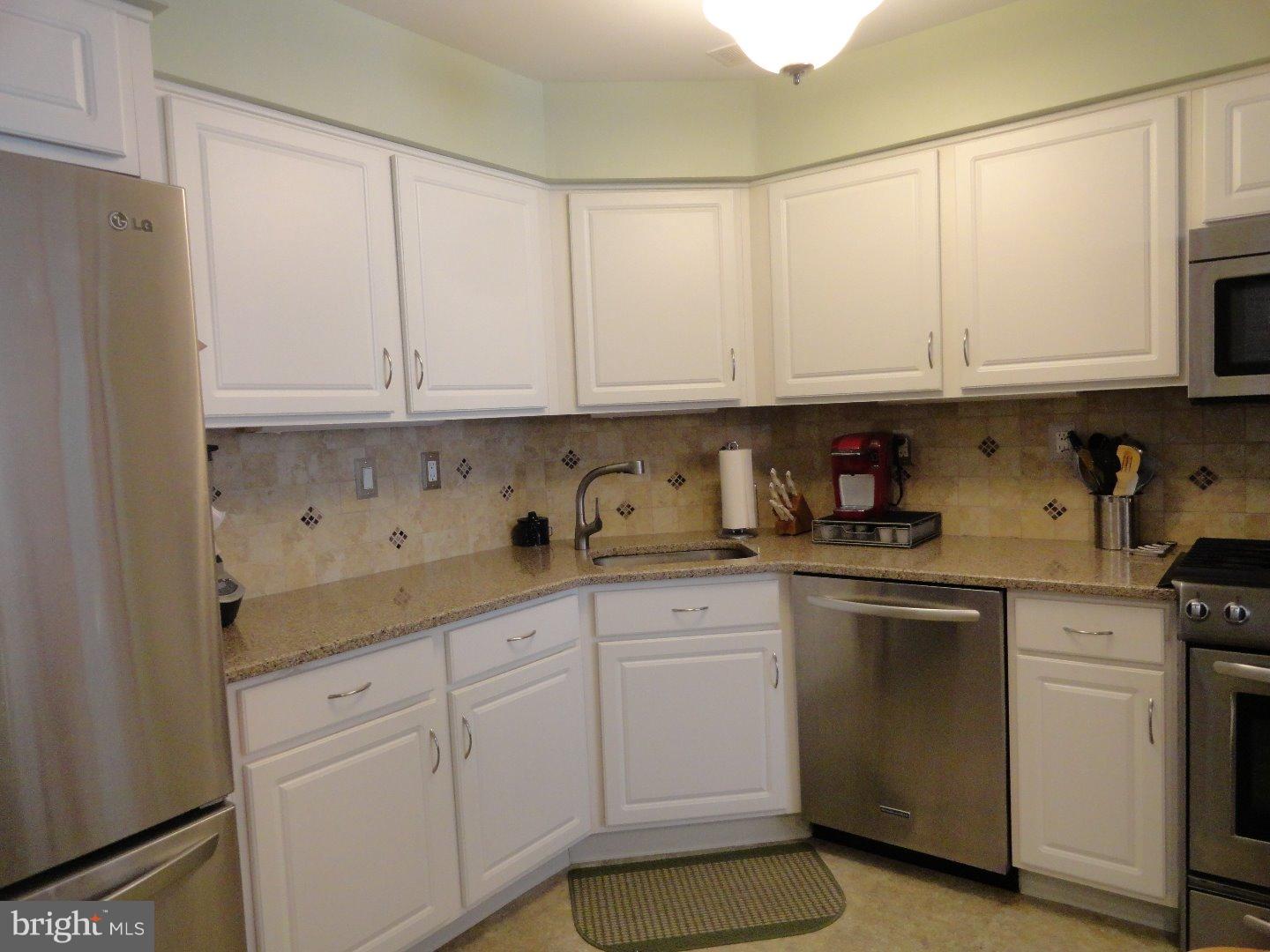 14 Brecht Road Hamilton, NJ 08690 - Photo 8 of 18 Kitchen