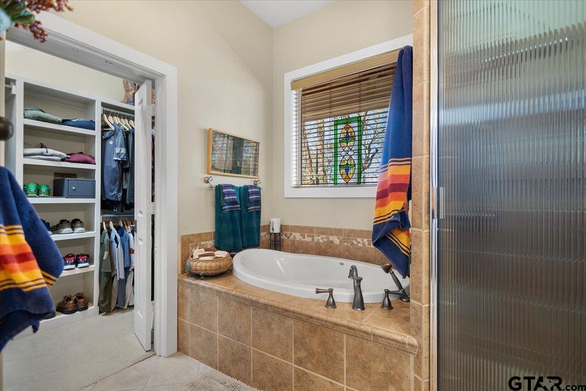 24050 Red Azalea Lindale, TX 75771 - Photo 21 of 48