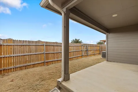 $240,000 | 228 Skipping Stone Lane, San Marcos, TX 78666