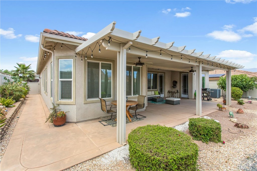 1563 Rio Grande Beaumont, CA 92223 - Photo 38 of 55