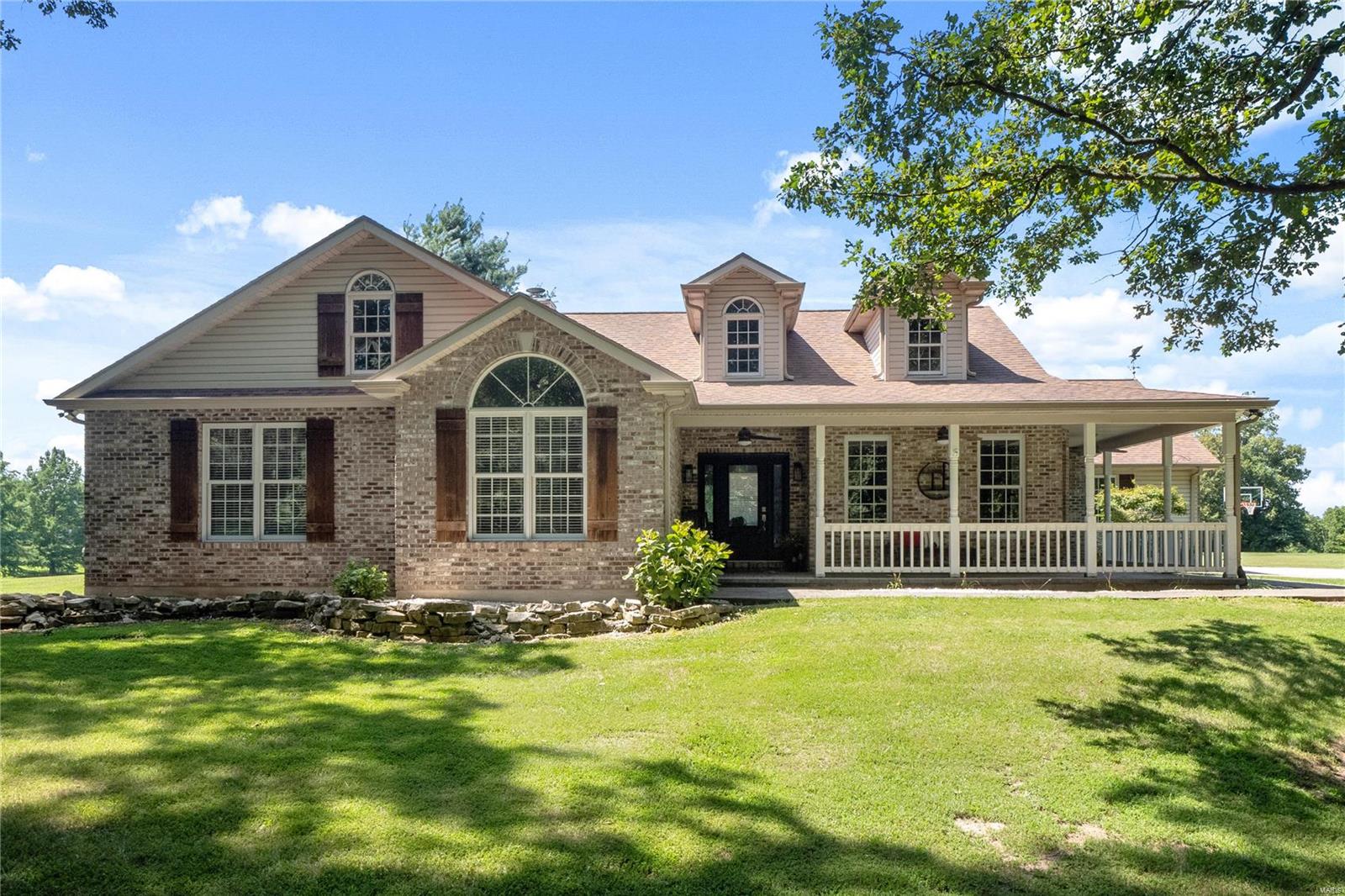 5631 Winding Path Lane Waterloo, IL 62298 - Photo 1 of 48 Gallery Image 1