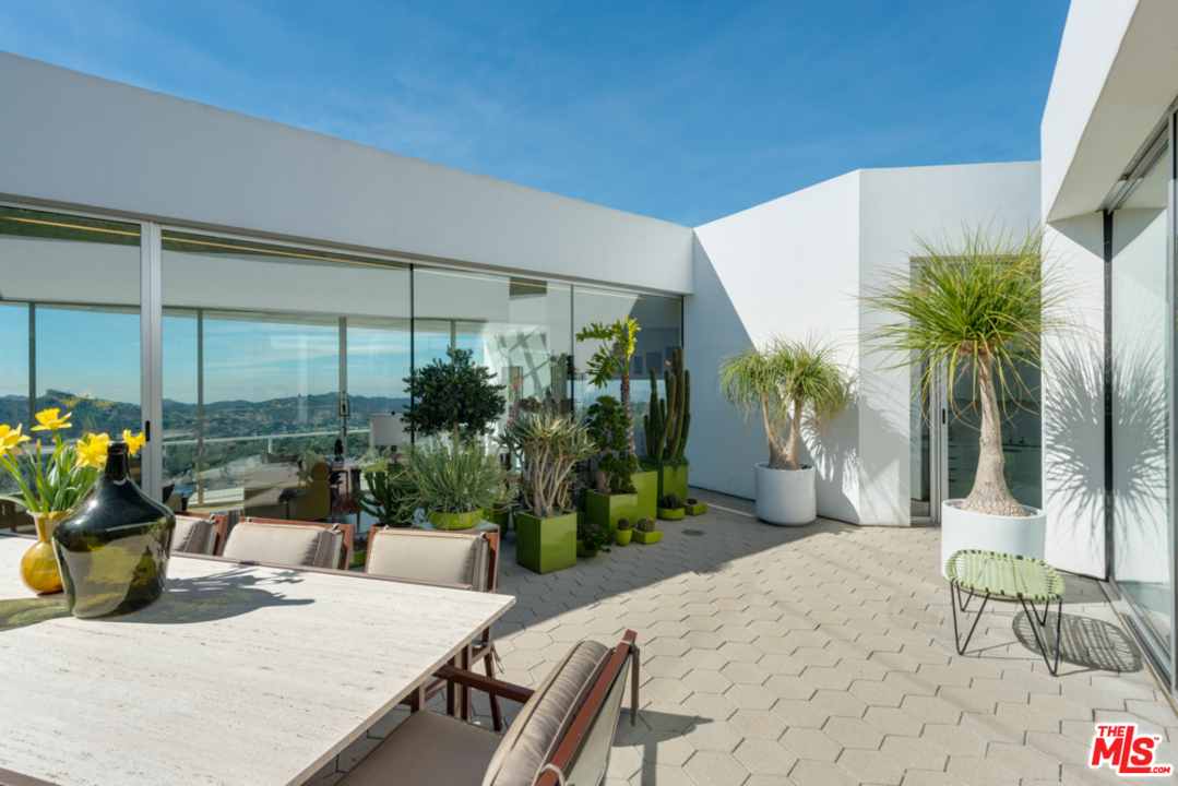 3947 Markridge Road La Crescenta, CA 91214 - Photo 22 of 54