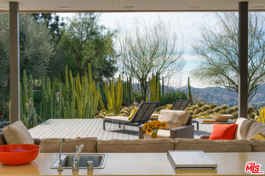 3947 Markridge Road La Crescenta, CA 91214 - Photo 49 of 54