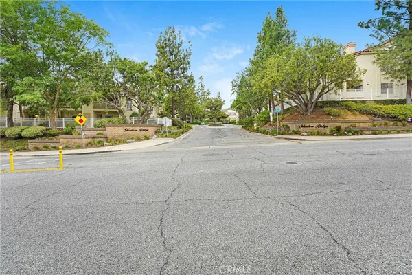 $385,000 | 5728 Oak Bend Lane, Unit 310, Oak Park, CA 91377