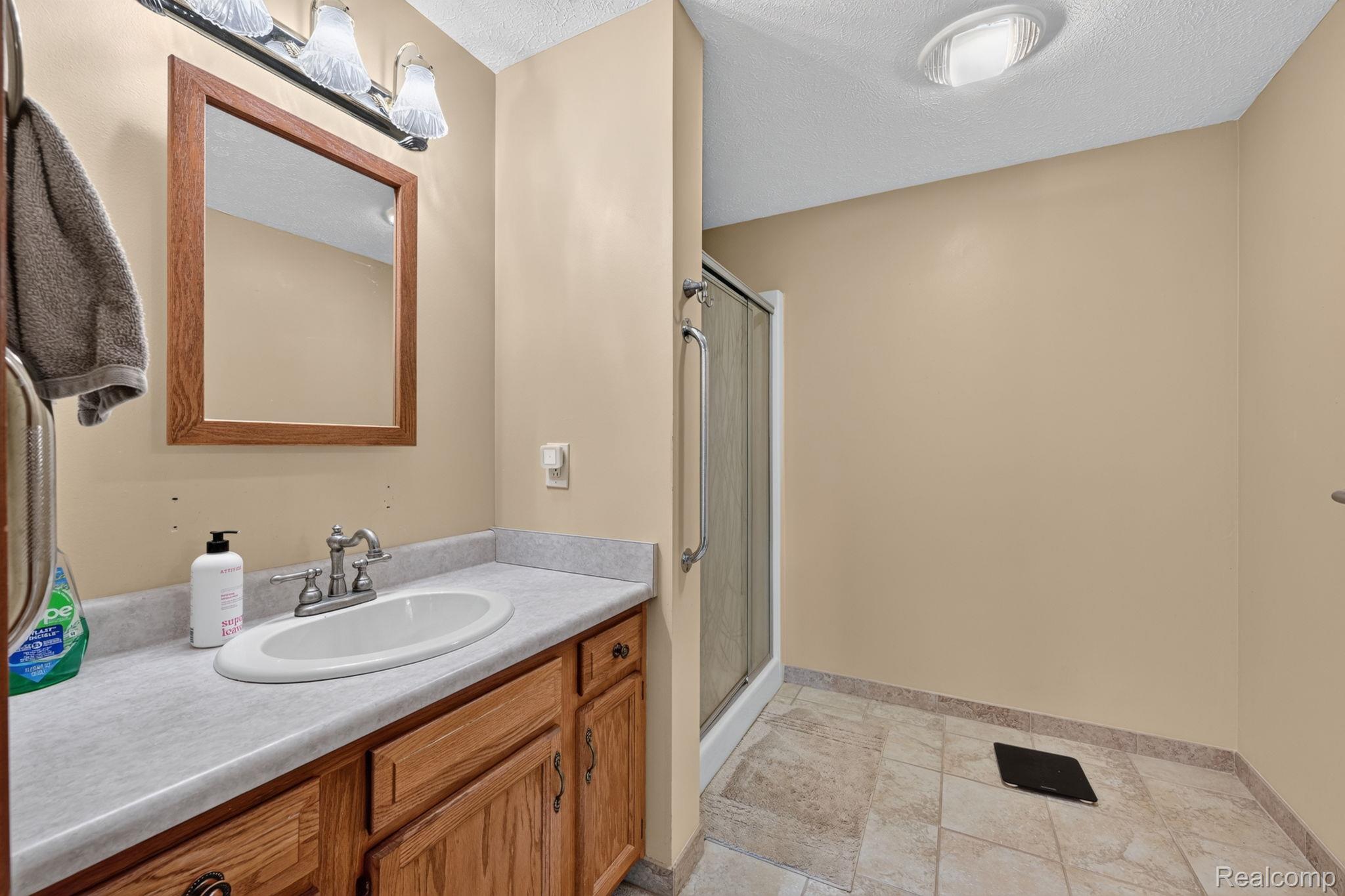9889 Ditch Road Chesaning, MI 48616 - Photo 34 of 71 34-web-or-mls-DSC_8847.jpg