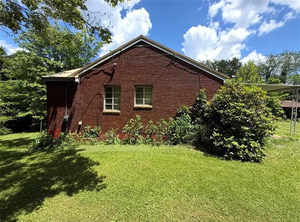 3641 Green Garden Road Aliquippa, PA 15001 - Photo 3 of 20