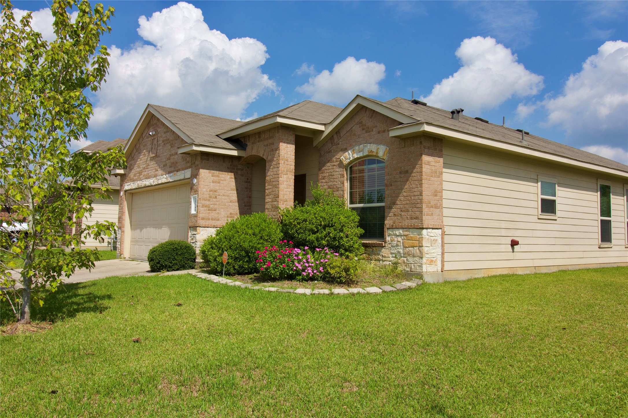 25311 Saddlebrook Ranch Drive Tomball, TX 77375 - Photo 2 of 30