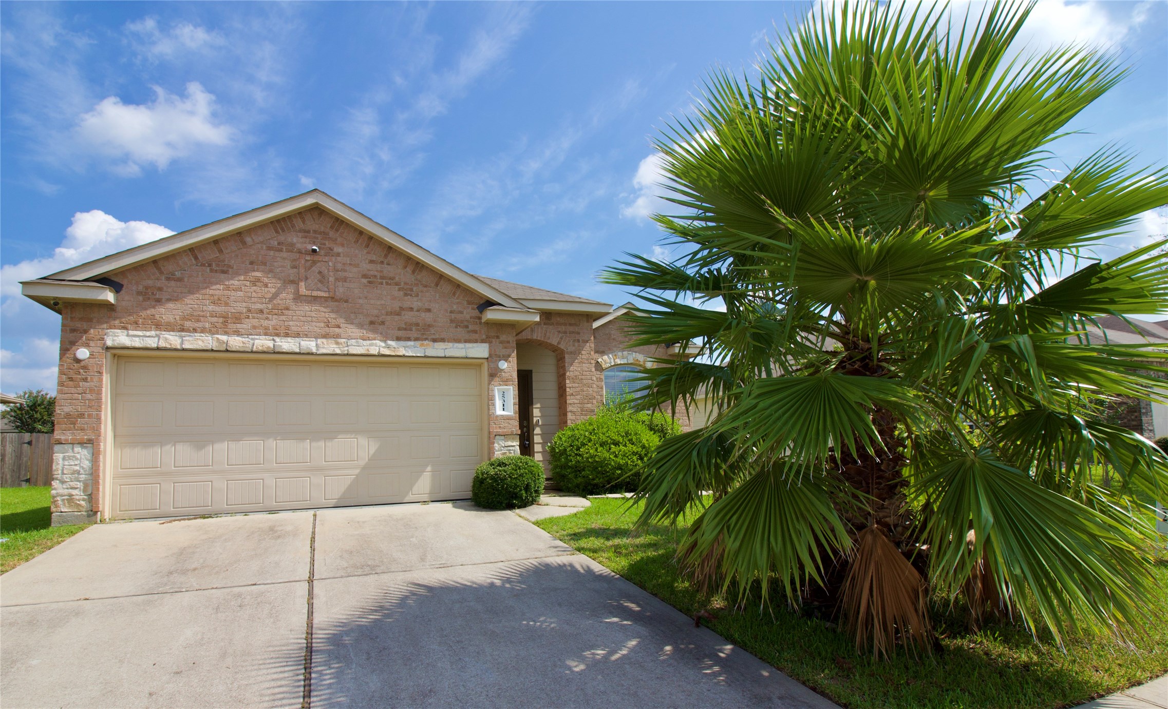 25311 Saddlebrook Ranch Drive Tomball, TX 77375 - Photo 4 of 30