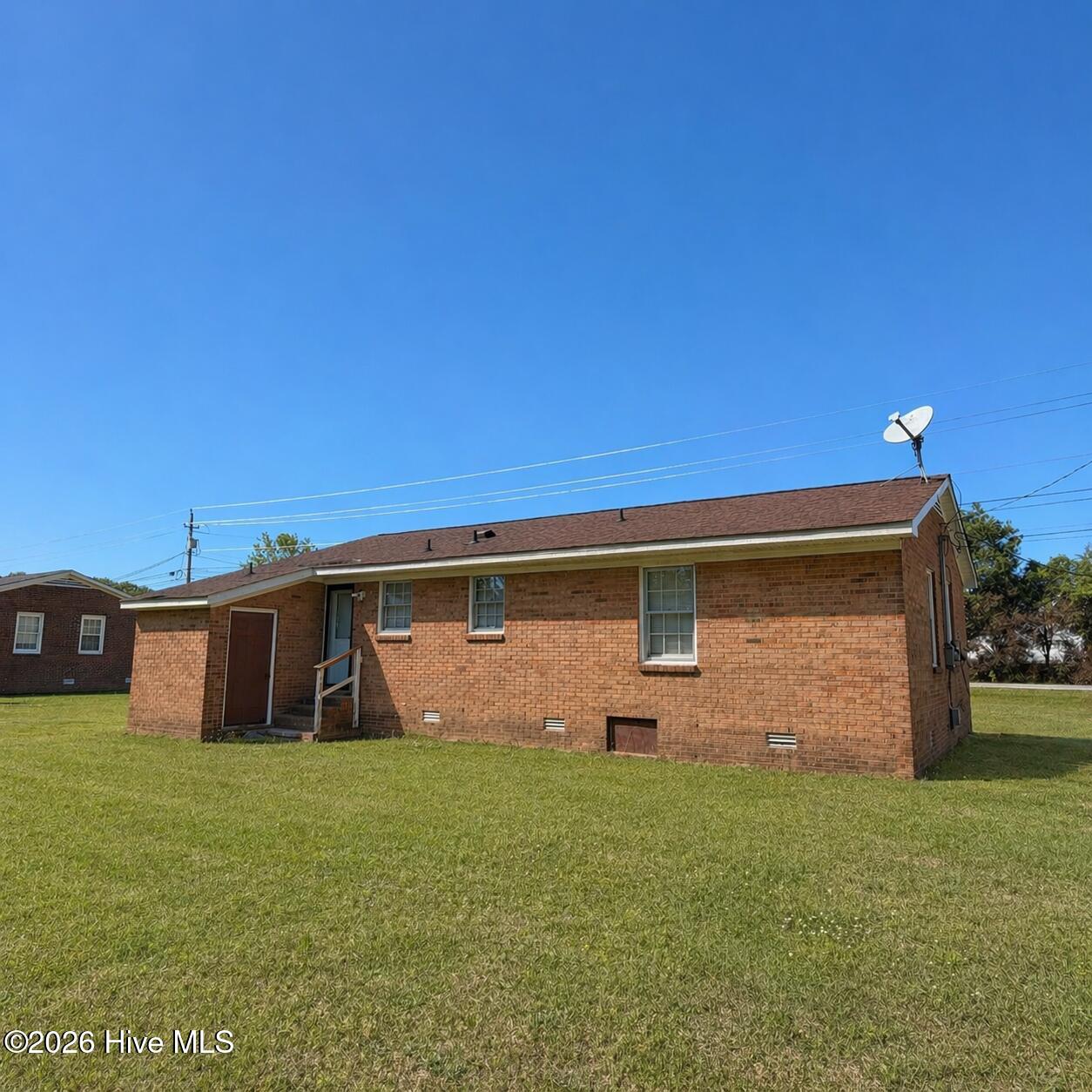 3246 Mobleys Bridge Road Grimesland, NC 27837 - Photo 4 of 11 Rear