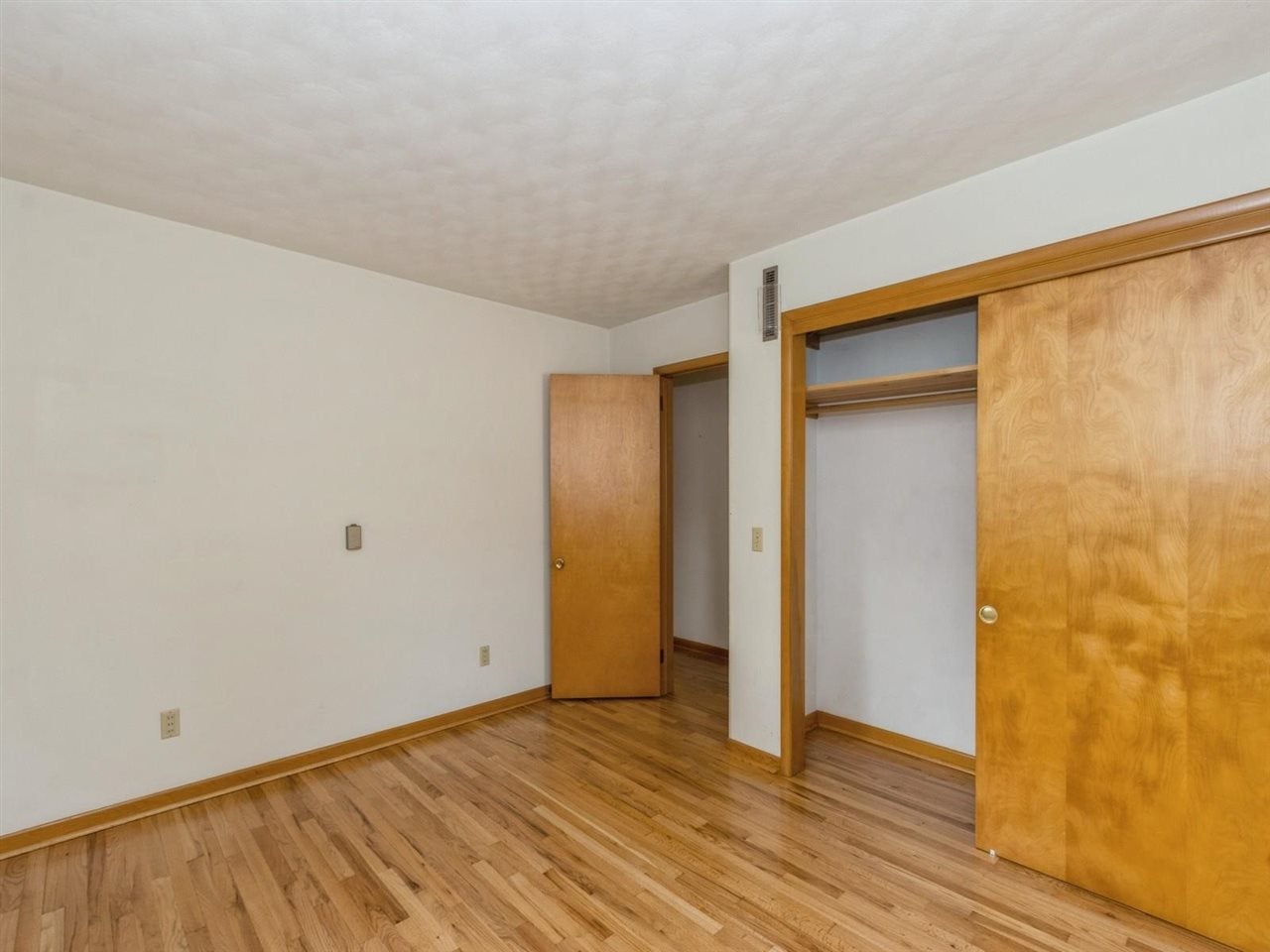 109 East Pioneer Road Lone Tree, IA 52755 - Photo 15 of 25 Gallery Image 15
