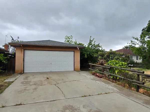 $310,000 | 1405 Sonora Street, Madera, CA 93638