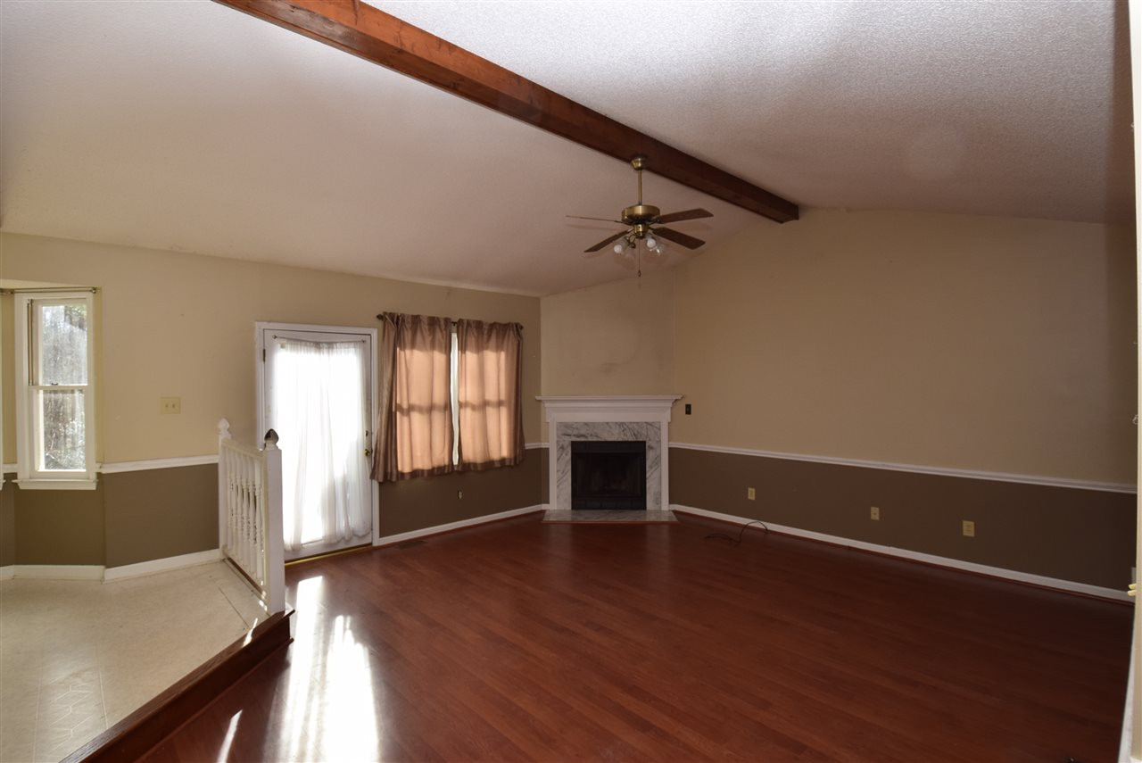 2011 Canterbury Road Clayton, NC 27520 - Photo 8 of 21 Living Room