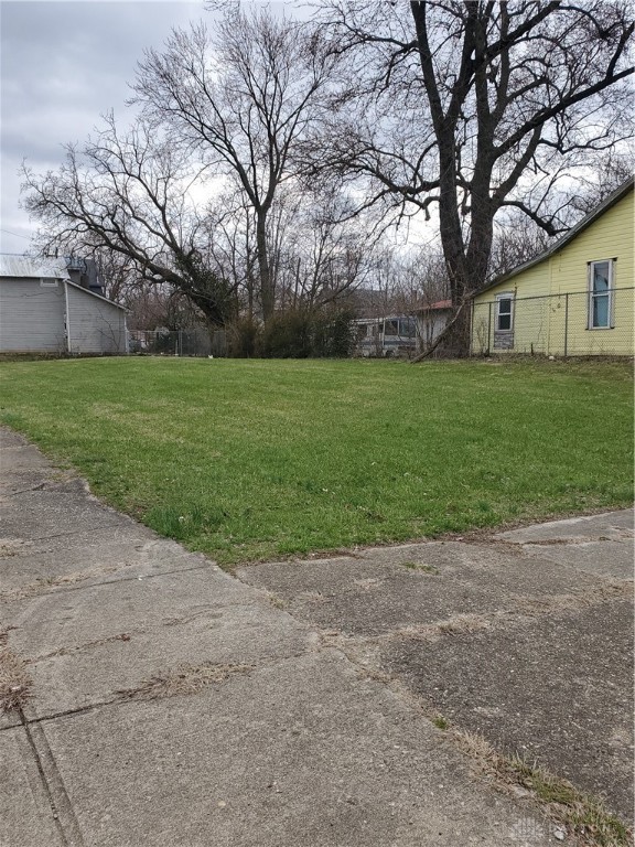 453 East Pleasant Street Springfield, OH 45505 - Photo 1 of 5
