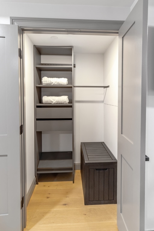 4 Snelling Place, Unit 4 Boston, MA 02113 - Photo 11 of 15 a room with walk in closet and window