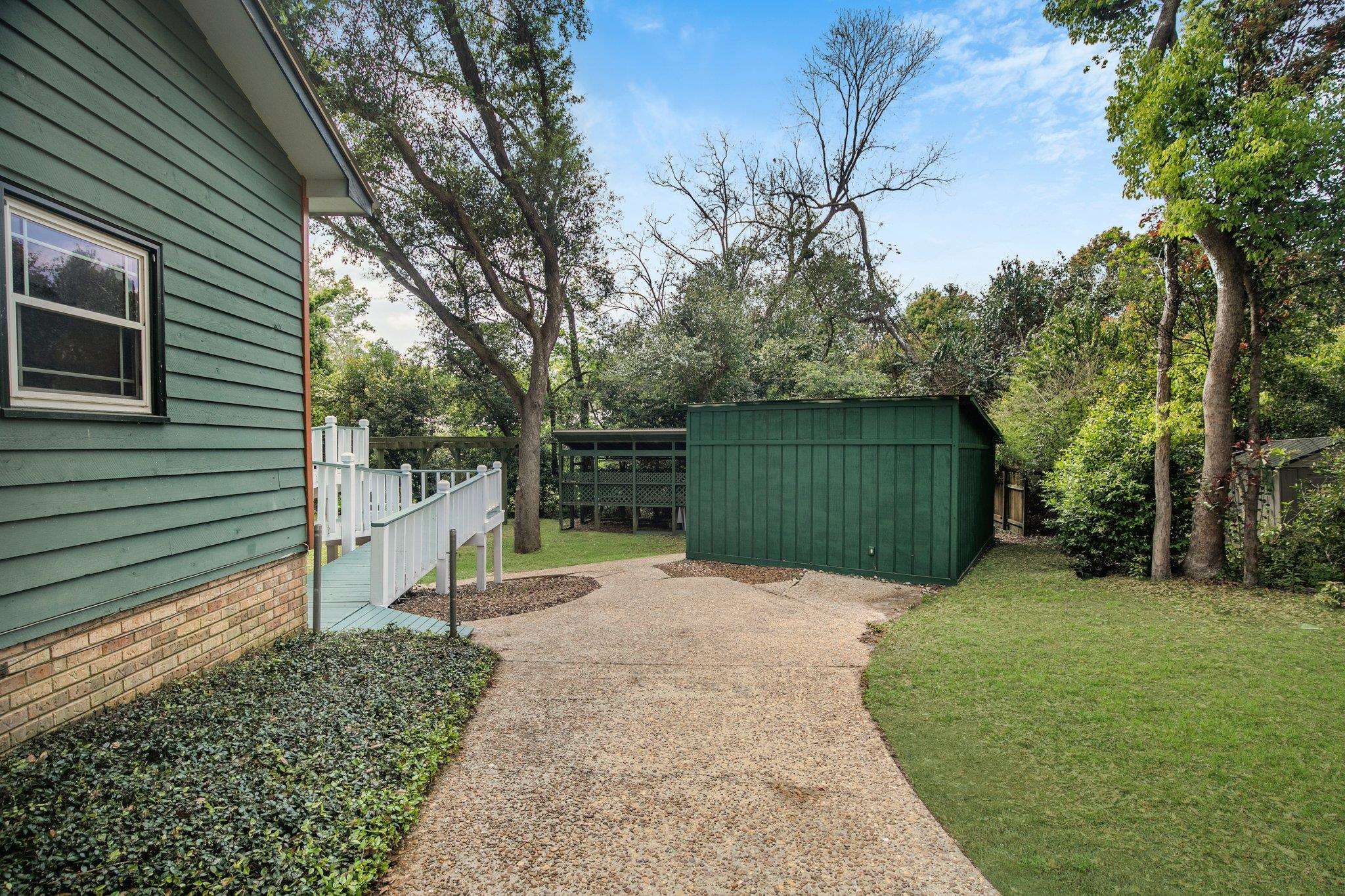 406 Wisteria Street Fairhope, AL 36532 - Photo 38 of 44