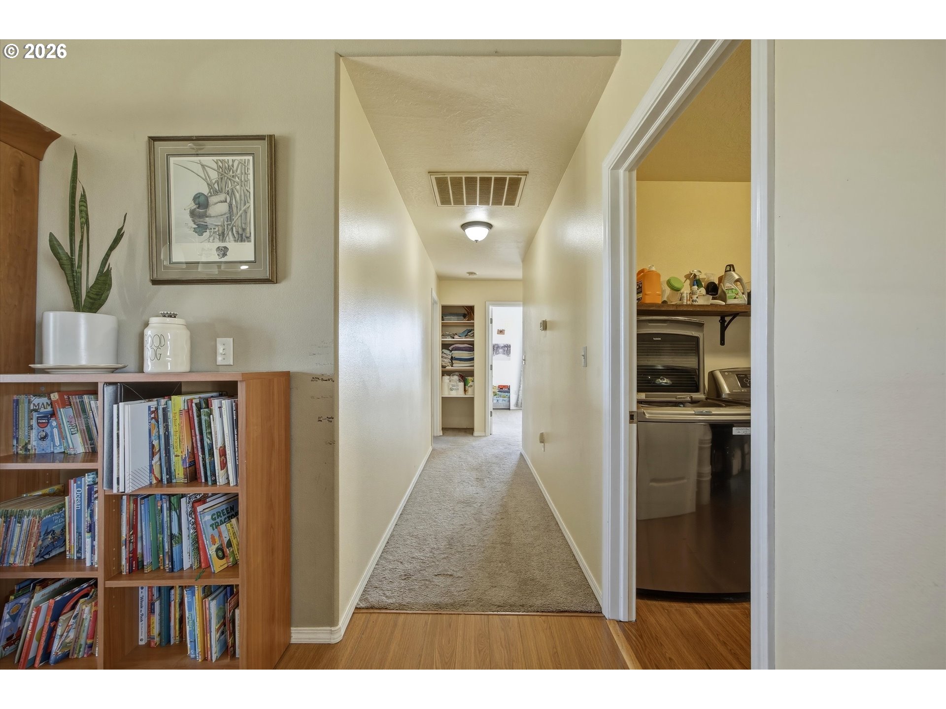 495 Second Street West Irrigon, OR 97844 - Photo 22 of 34 a view of a hallway with wooden floor and entryway