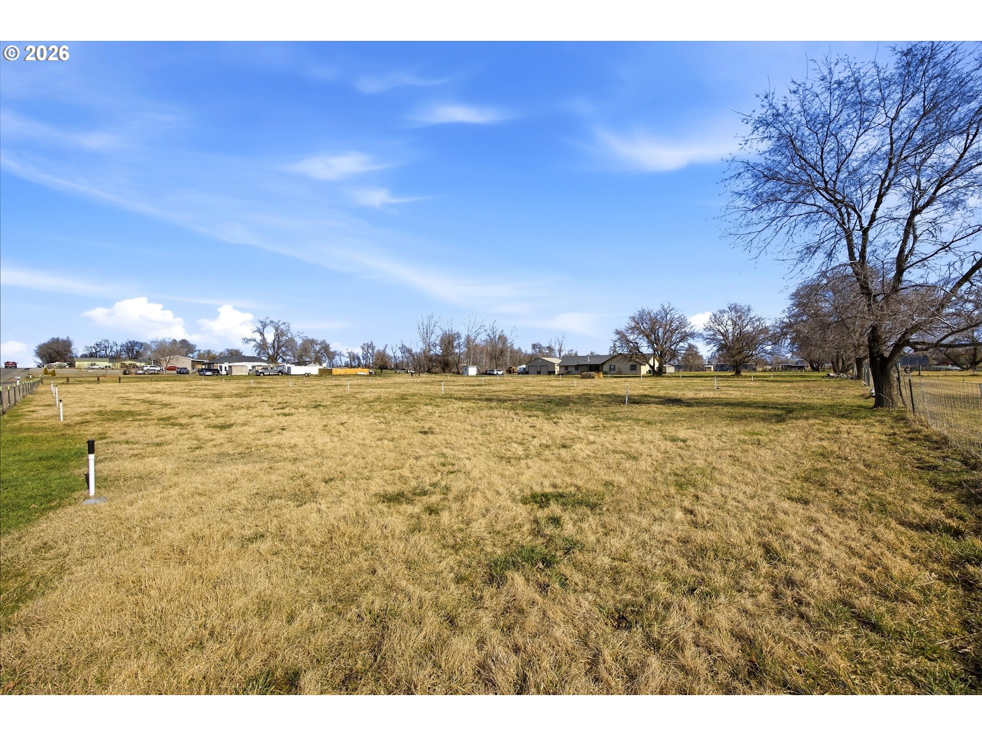 495 Second Street West Irrigon, OR 97844 - Photo 26 of 34 a view of an ocean and in a backyard