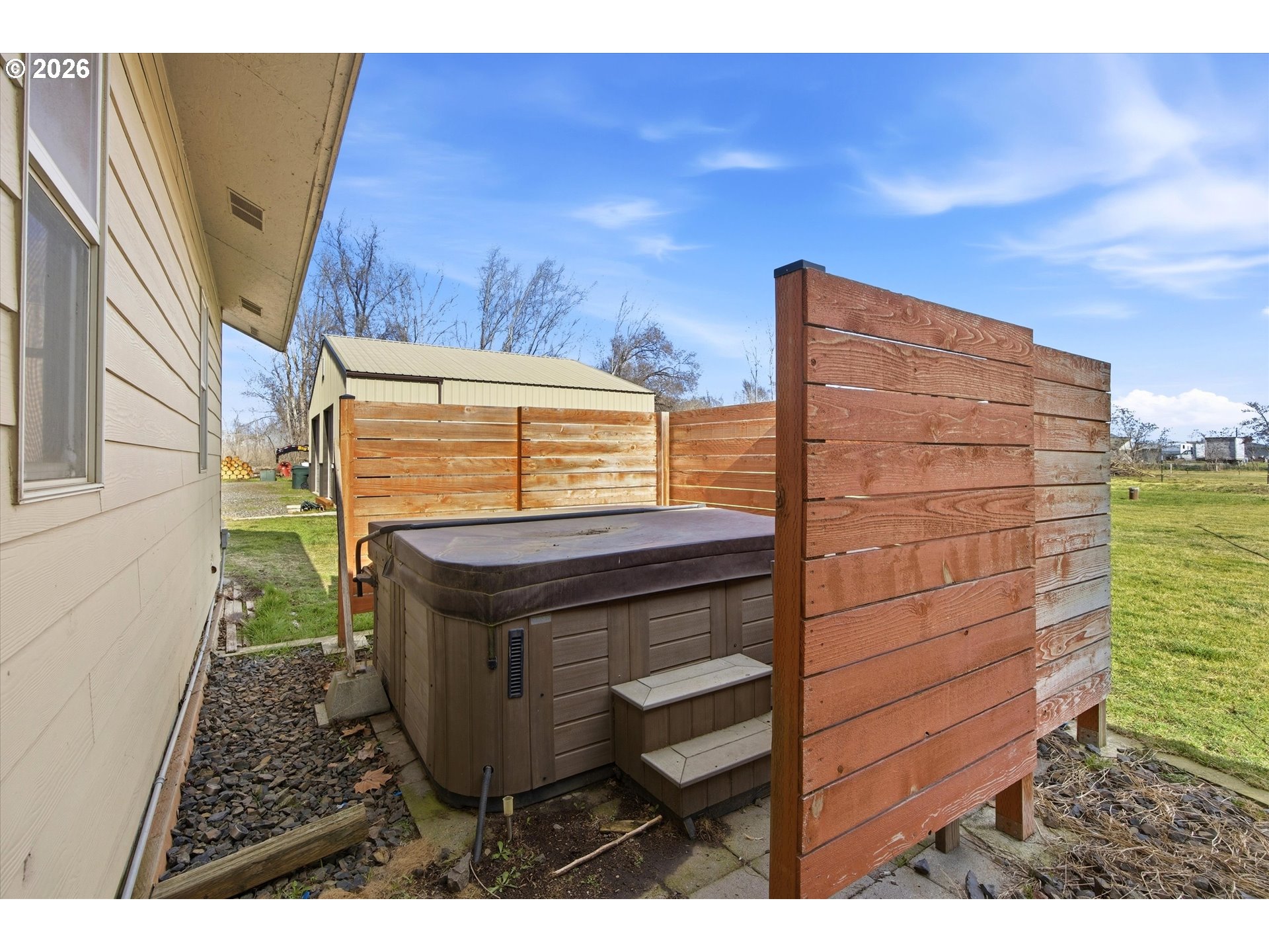 495 Second Street West Irrigon, OR 97844 - Photo 34 of 34 a view of a backyard with sitting area