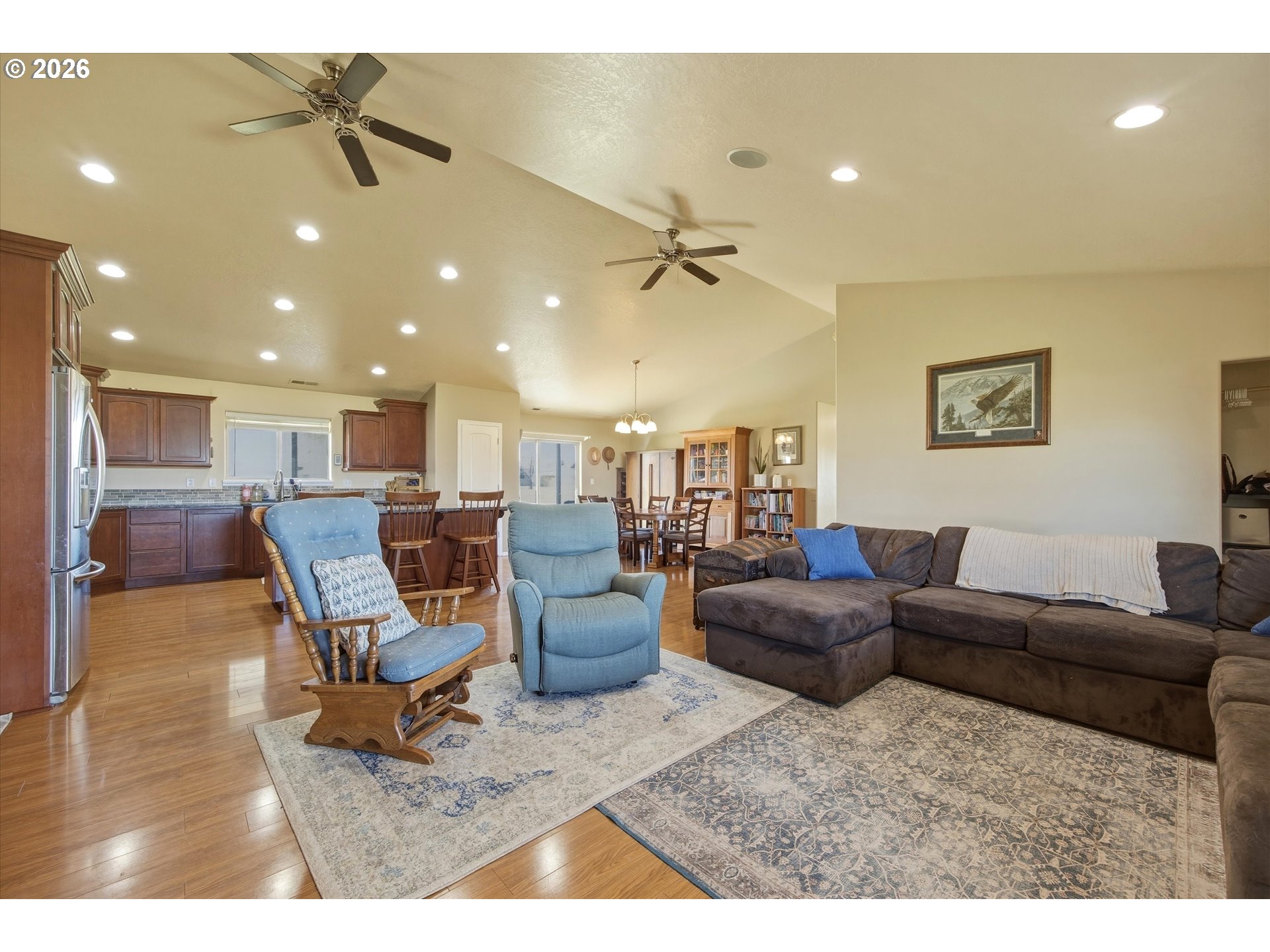 495 Second Street West Irrigon, OR 97844 - Photo 4 of 34 a living room with furniture and a ceiling fan
