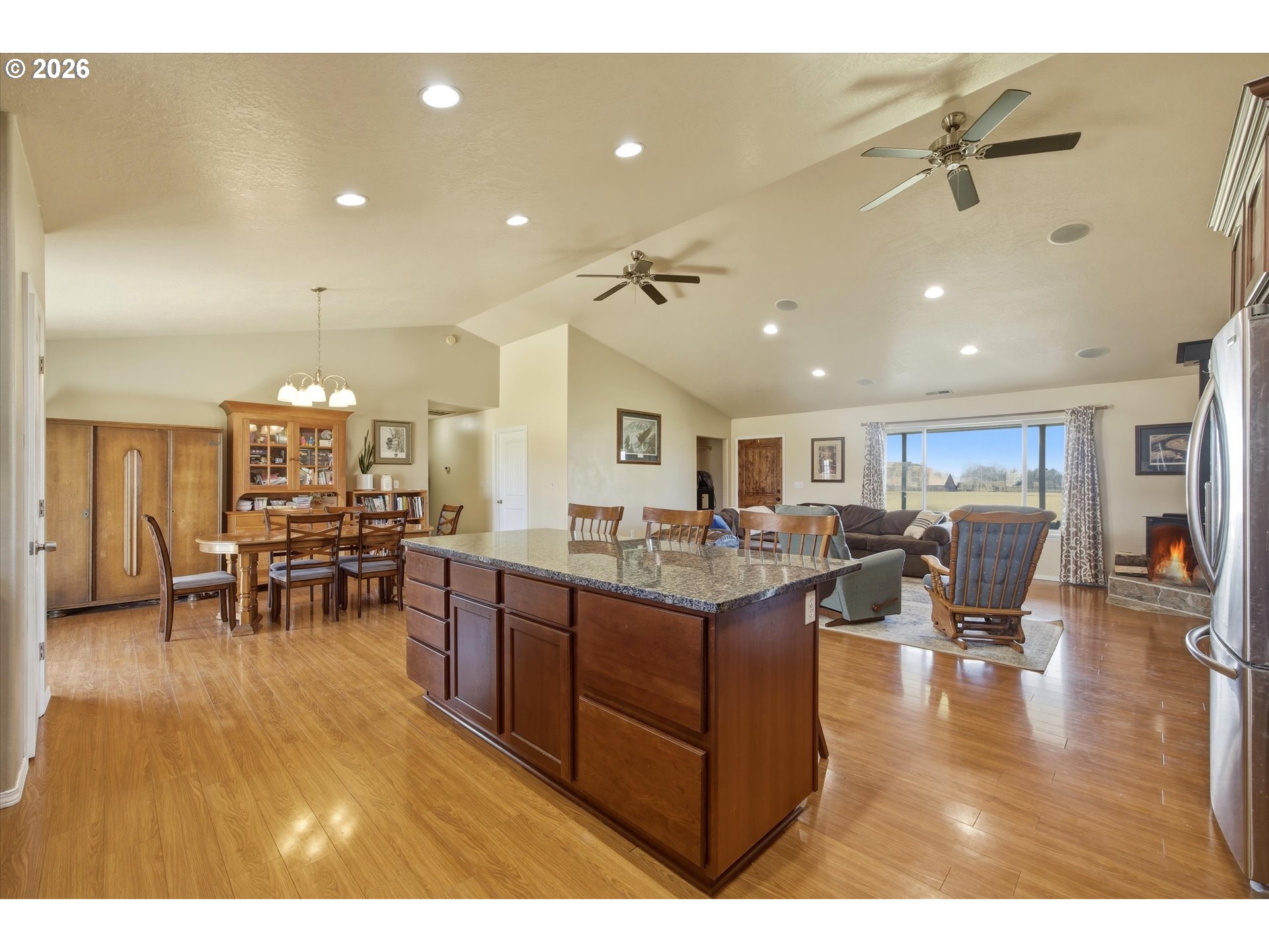 495 Second Street West Irrigon, OR 97844 - Photo 7 of 34 a living room with lots of furniture and kitchen view