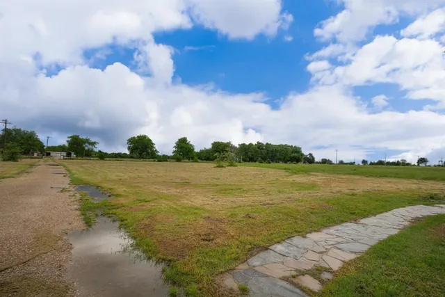 $349,900 | 3361 Fm 2649, Lone Oak, TX 75453