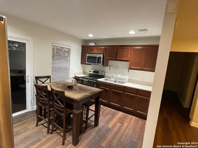 $1,700 | 3906 Cotton Gin Road, Kyle, TX 78640