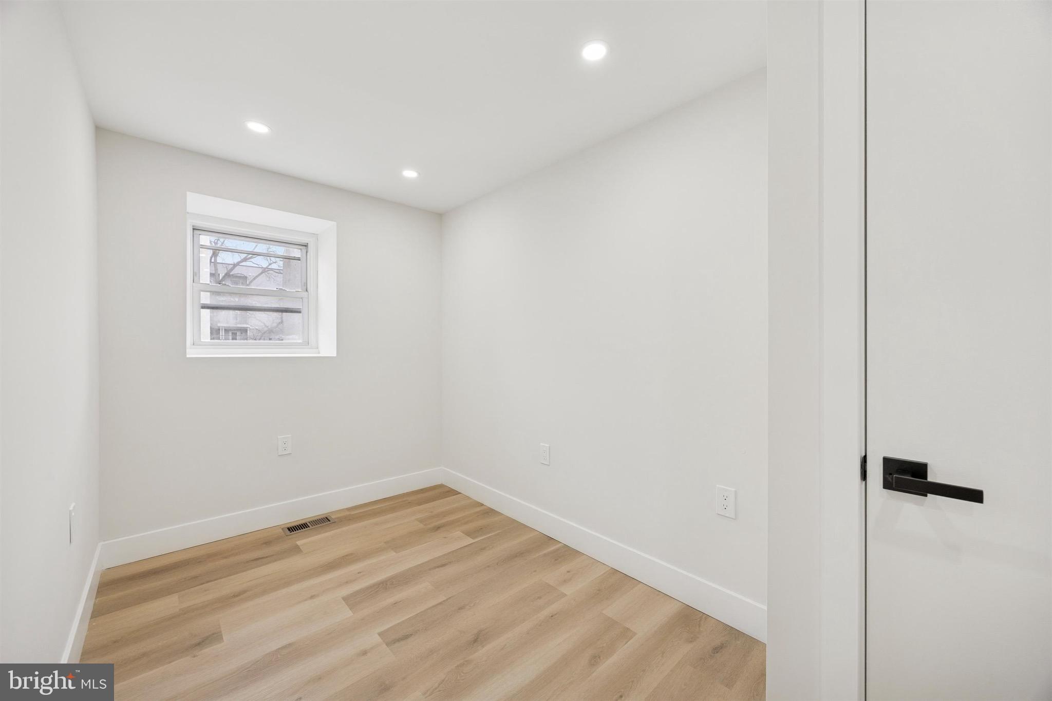 4522 Baker Street, Unit 13 Philadelphia, PA 19127 - Photo 8 of 13