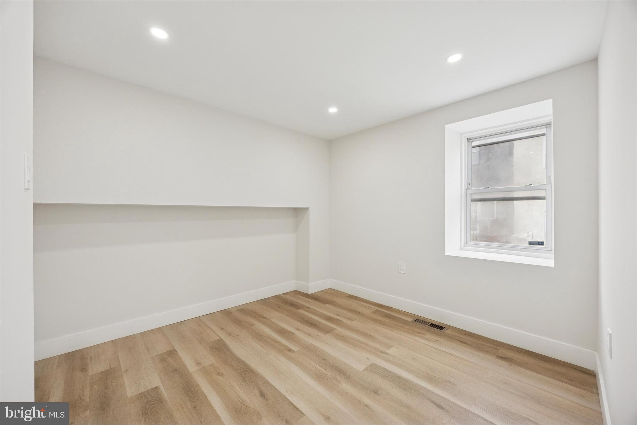 4522 Baker Street, Unit 13 Philadelphia, PA 19127 - Photo 9 of 13