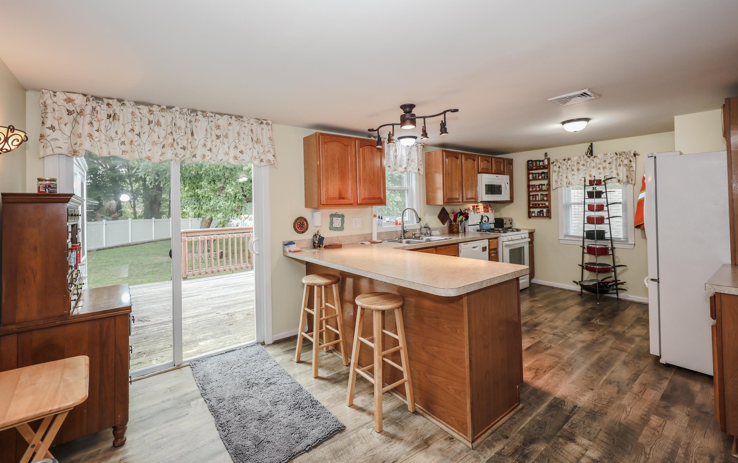 4 Caron Street Merrimack, NH 03054 - Photo 14 of 40 Gallery Image 14