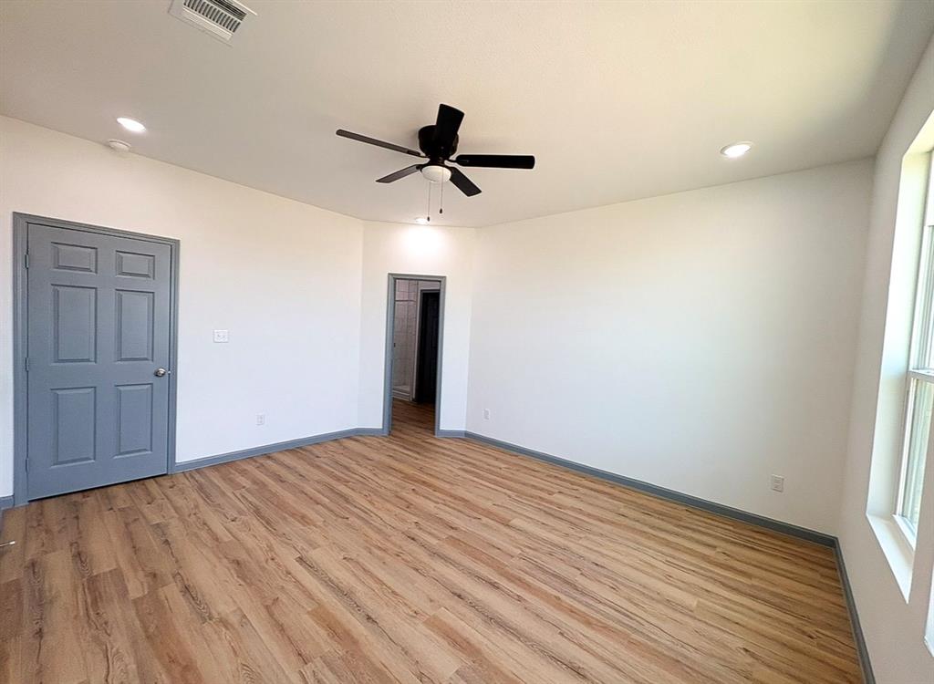 1009 Springview Lane Mabank, TX 75147 - Photo 10 of 16