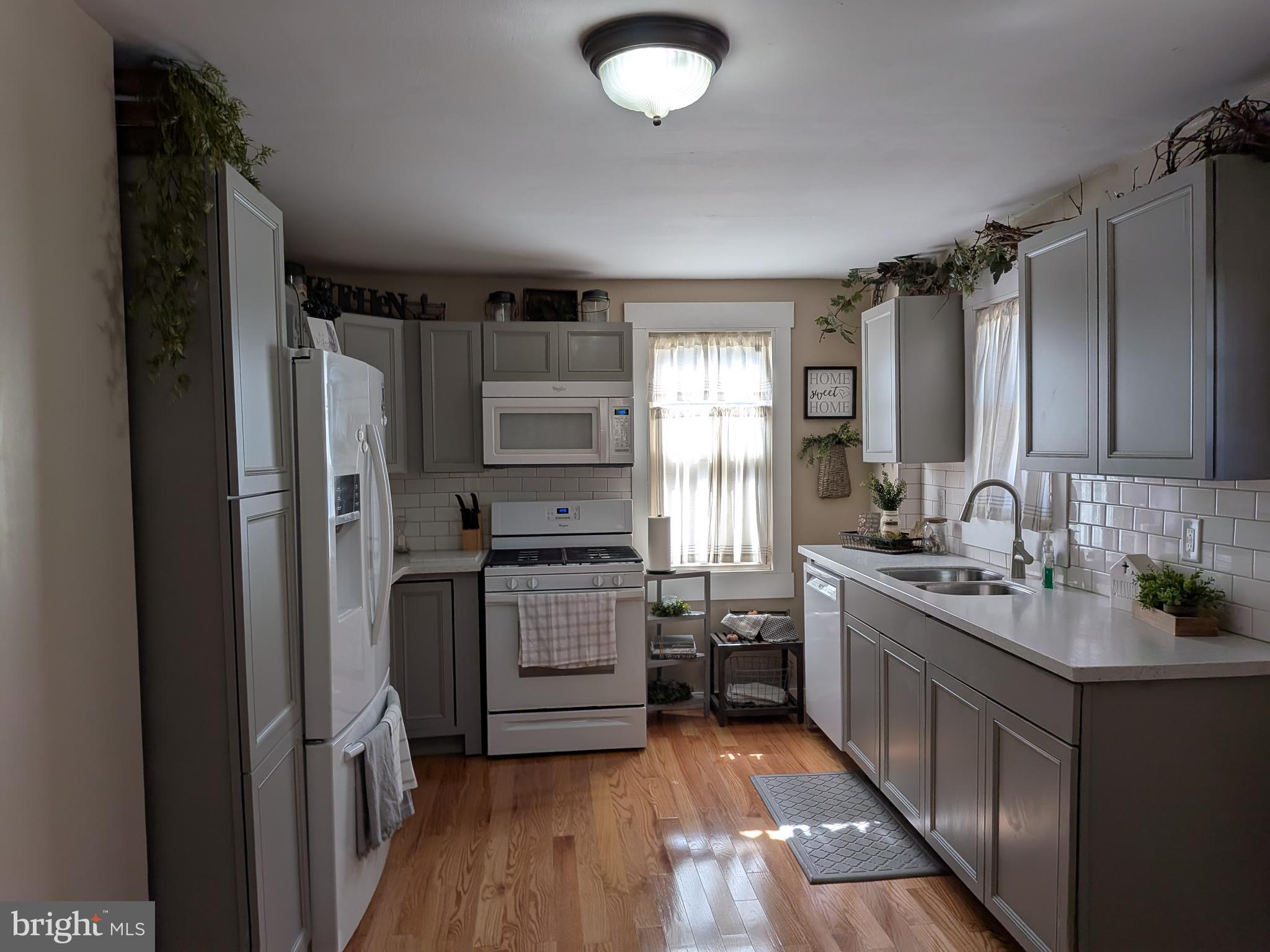 26 East Avenue Pitman, NJ 08071 - Photo 11 of 19 Lots of Counter Space