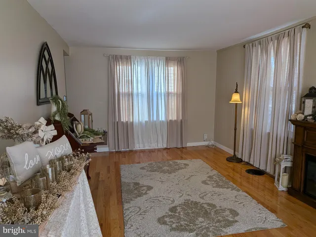 $289,900 | 26 East Avenue, Pitman, NJ 08071