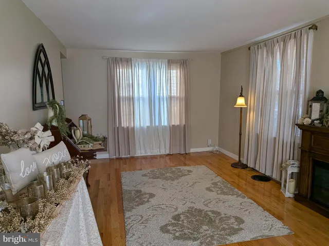 $289,900 | 26 East Avenue, Pitman, NJ 08071