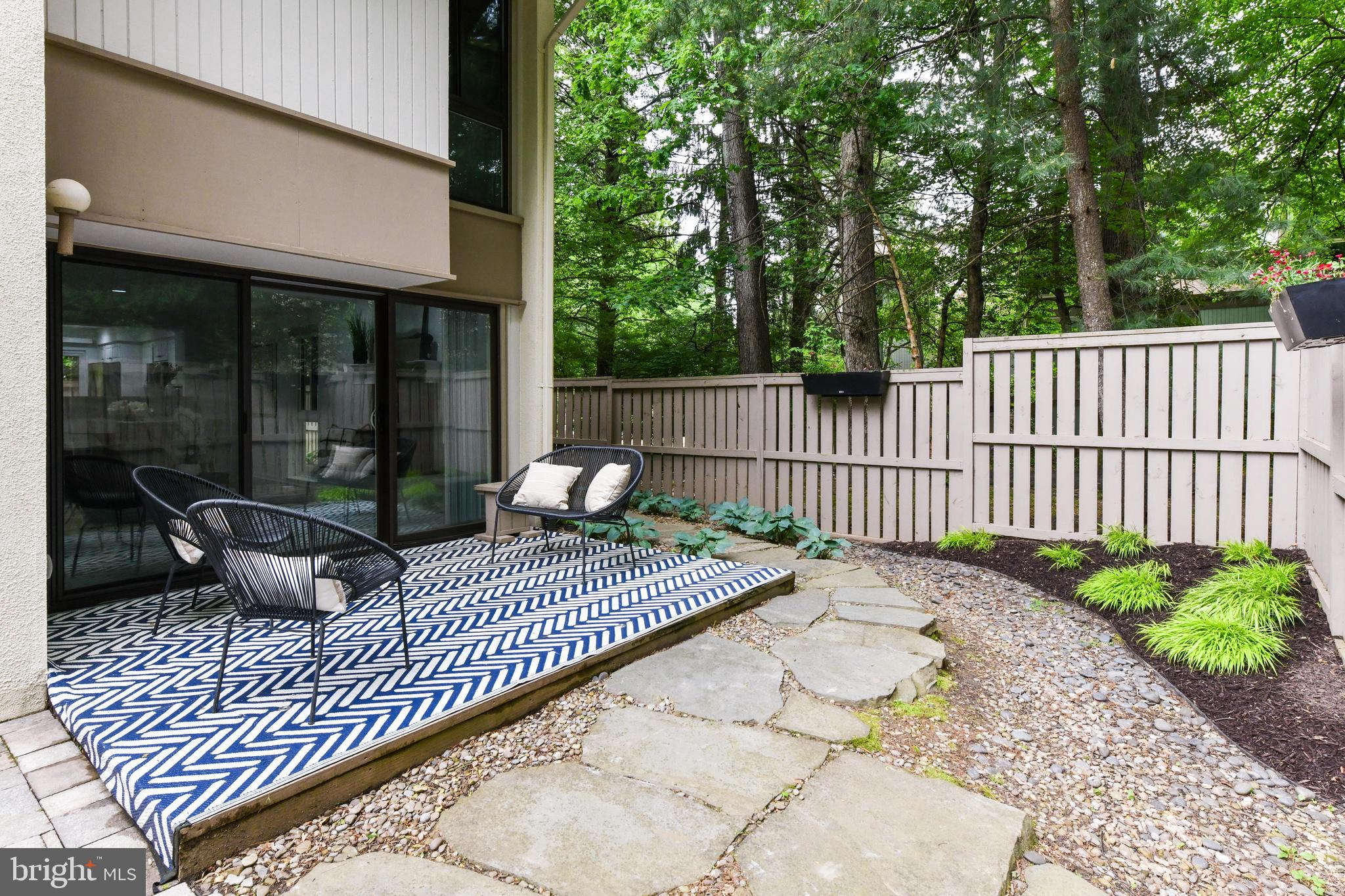11701 Newbridge Court Reston, VA 20191 - Photo 45 of 64 Low maintenance yard, end-unit provides extra room