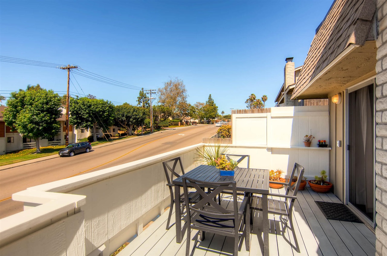704 Regal Road, Unit C1 Encinitas, CA 92024 - Photo 20 of 25