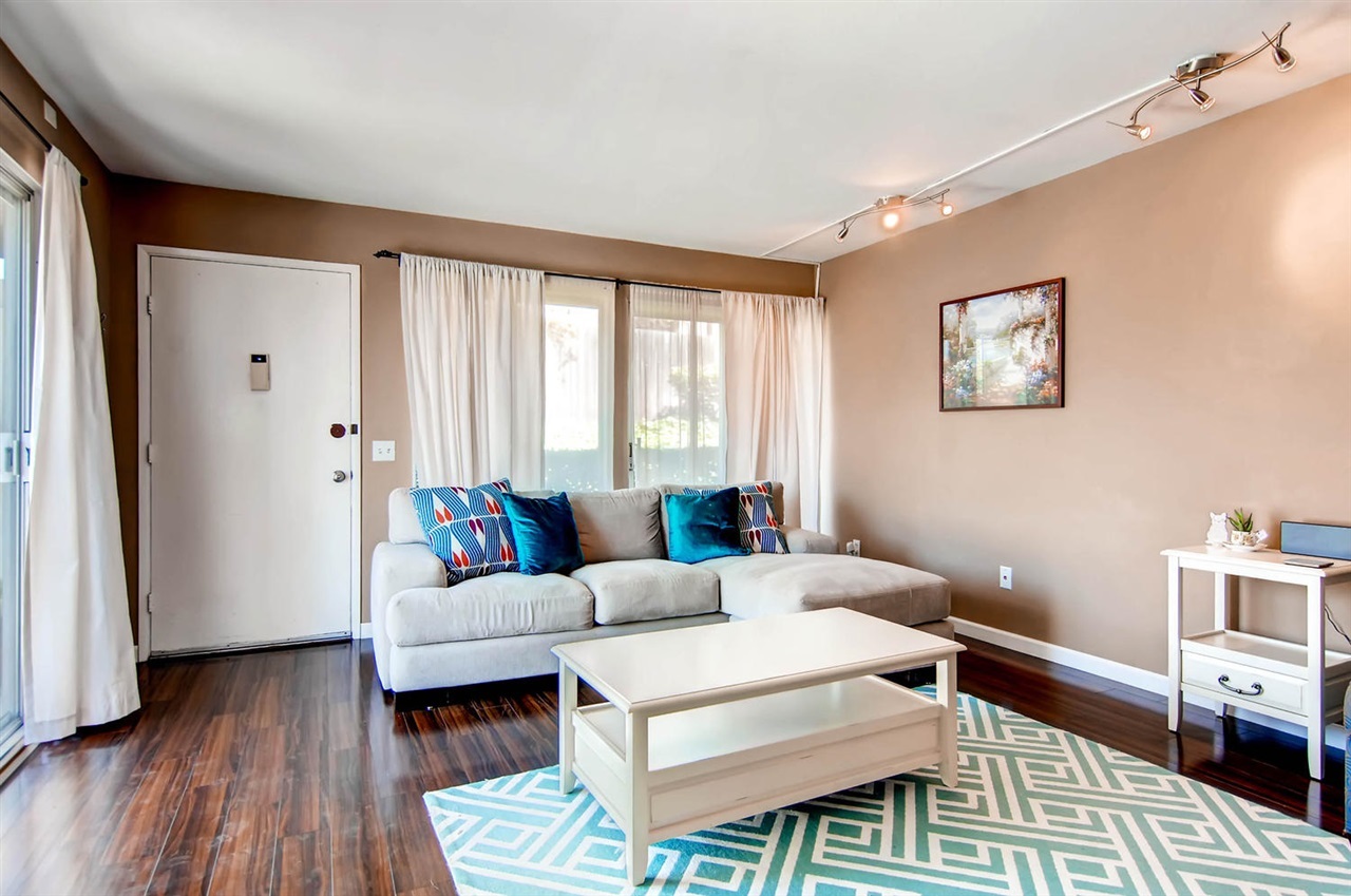 704 Regal Road, Unit C1 Encinitas, CA 92024 - Photo 7 of 25
