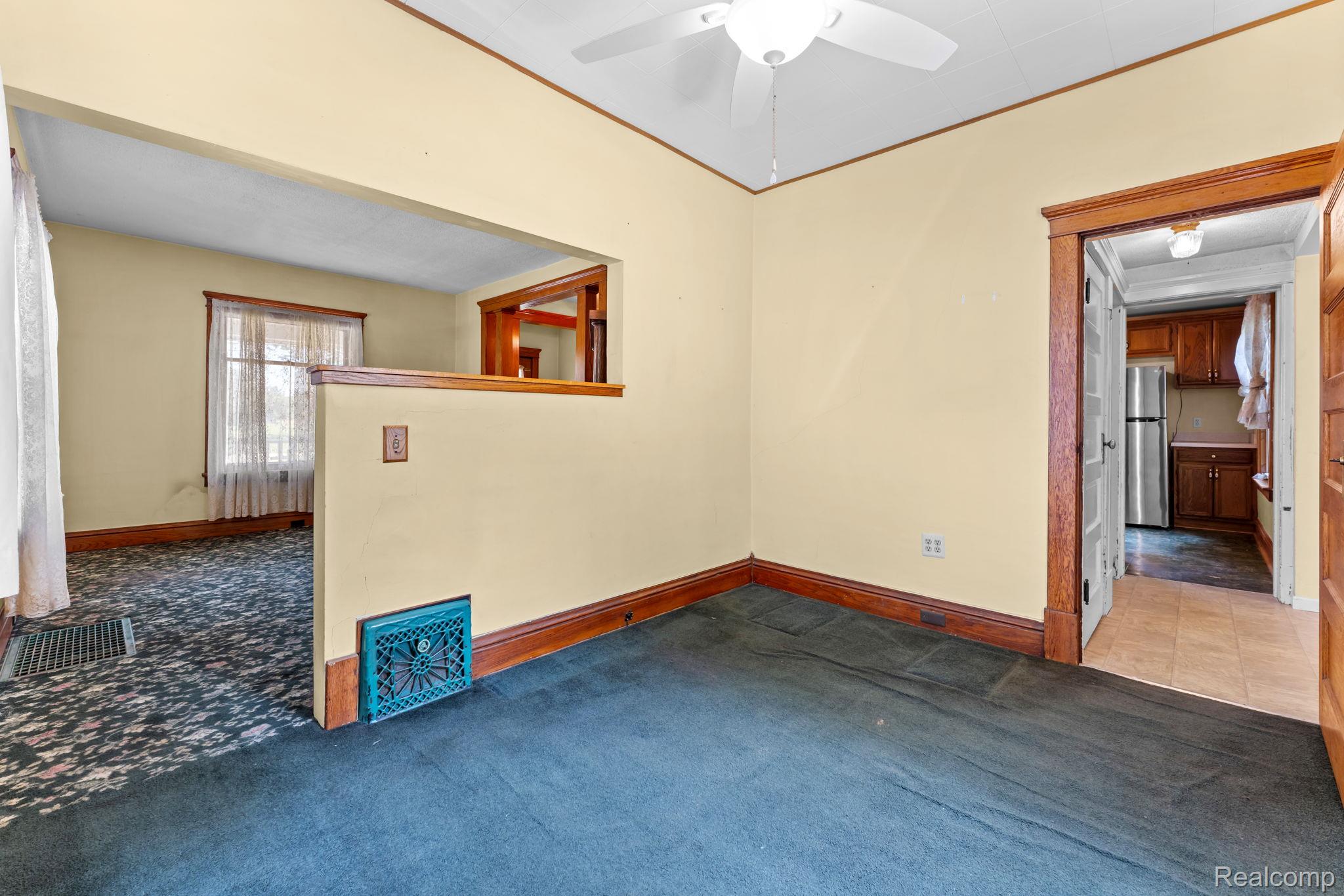 138 East Square Lake Road Troy, MI 48085 - Photo 22 of 55 26-web-or-mls-DSC01127.jpg