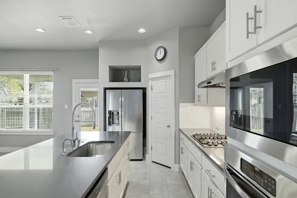 $2,500 | 13701 Ronald W Reagan Boulevard, Unit 29, Cedar Park, TX 78613