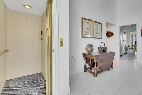 $13,500 | 2703 Captains Way, Jupiter, FL 33477