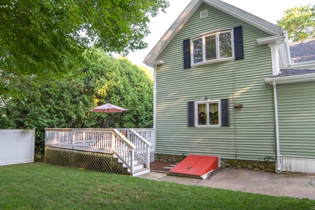 29 Highland Road Wareham, MA 02571 - Photo 3 of 28 Gallery Image 3