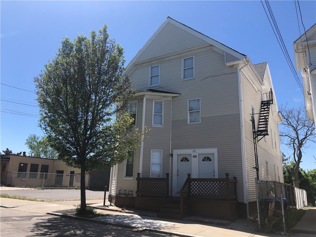 131 Ridge Street Providence, RI 02909 - Photo 2 of 16