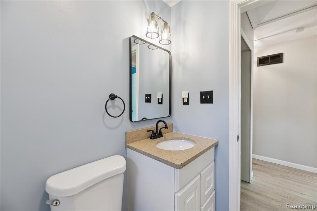 1590 West Rolston Road Linden, MI 48451 - Photo 16 of 46 Gallery Image 16