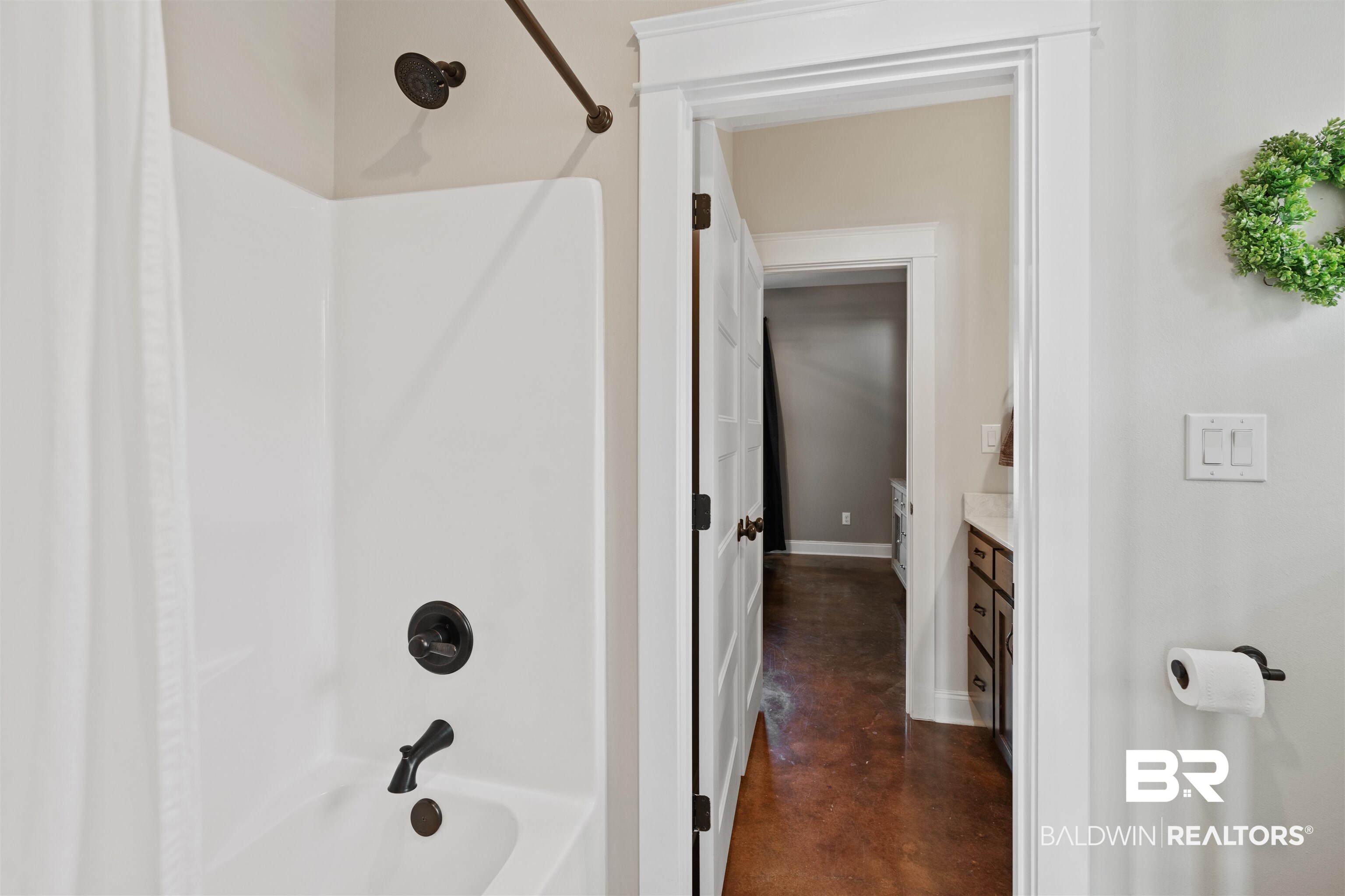 27049 Allenbrook Court Daphne, AL 36526 - Photo 28 of 39 Bathroom