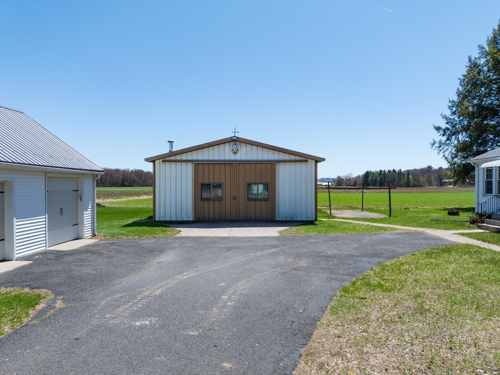 45 Comins Road Hadley, MA 01035 - Photo 4 of 25