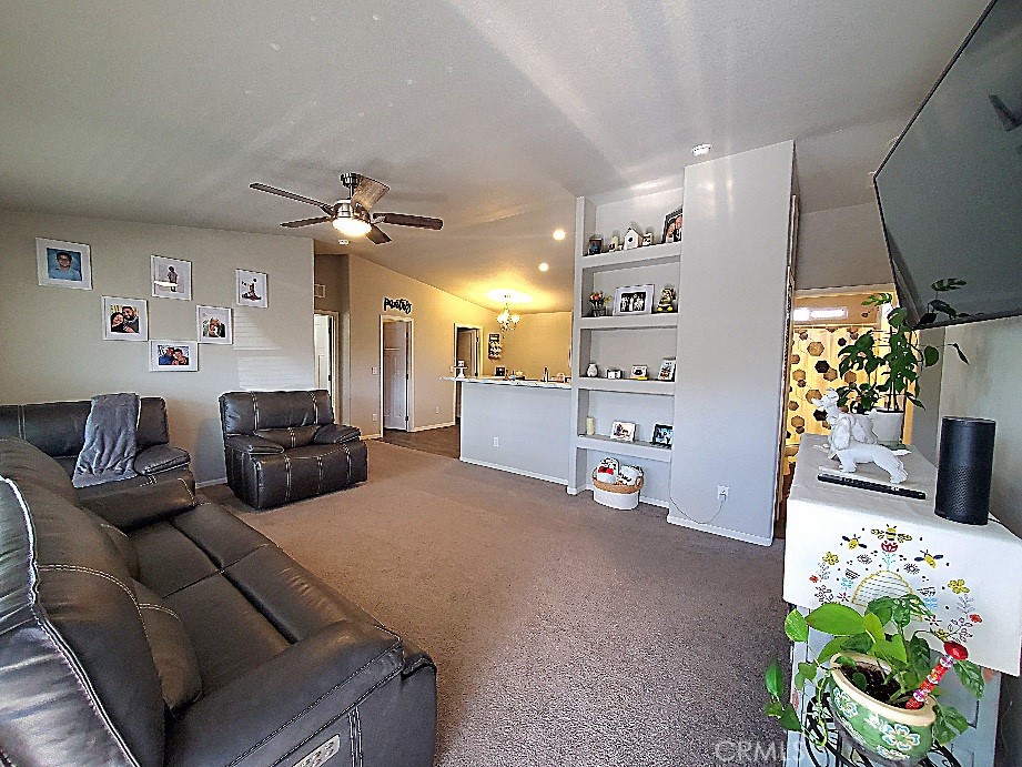 21621 Sandia Road, Unit 131 Apple Valley, CA 92308 - Photo 4 of 32