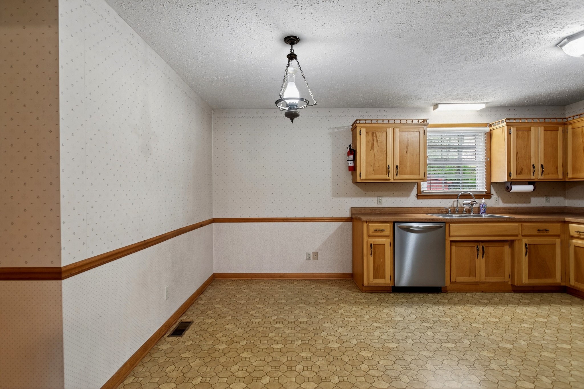 832 New Shackle Island Road Hendersonville, TN 37075 - Photo 12 of 20