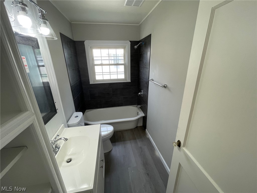 647 East Wilbeth Road Akron, OH 44306 - Photo 17 of 26 Gallery Image 17