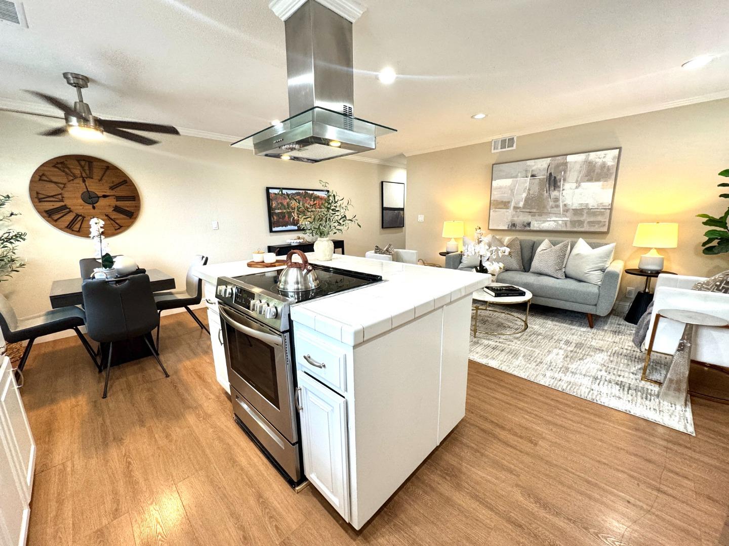5703 Playa Del Rey, Unit 4 San Jose, CA 95123 - Photo 6 of 25